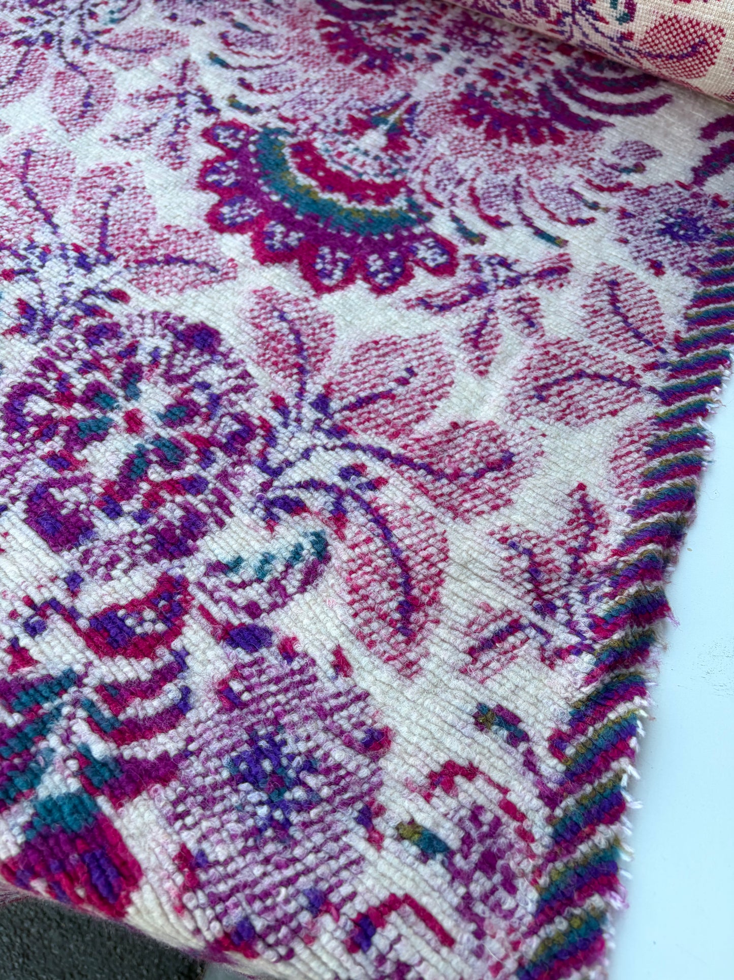 WILD WOOL 028 ecru/mauve/fuchsia cashemere heavy boiled wool