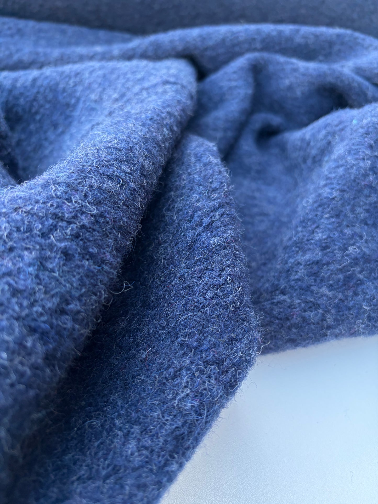 WILD WOOL 031 dark blue boiled wool