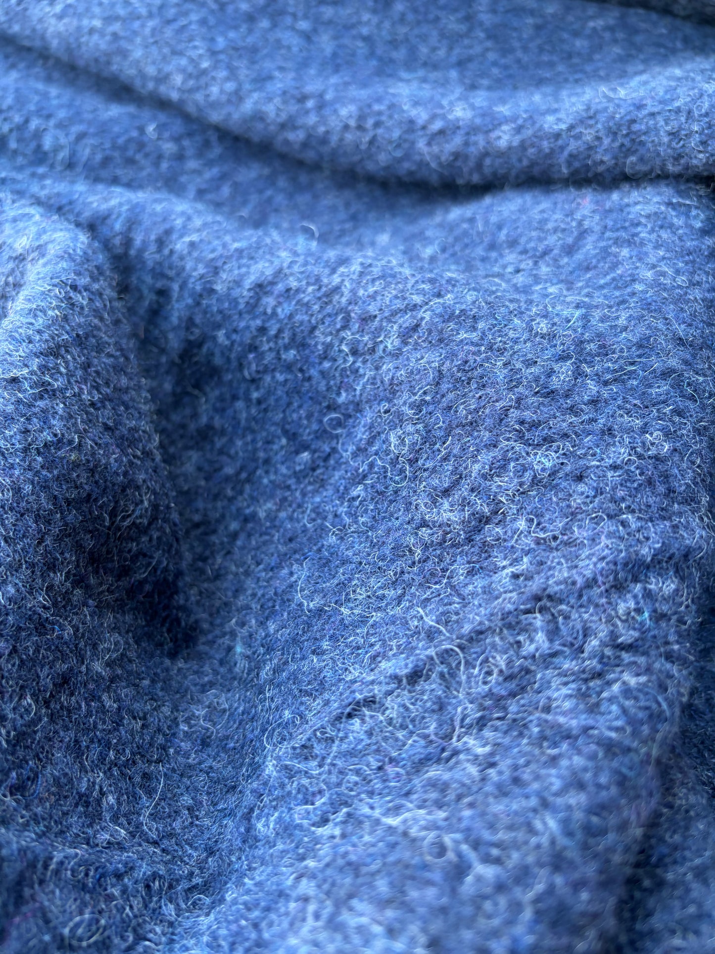 WILD WOOL 031 dark blue boiled wool