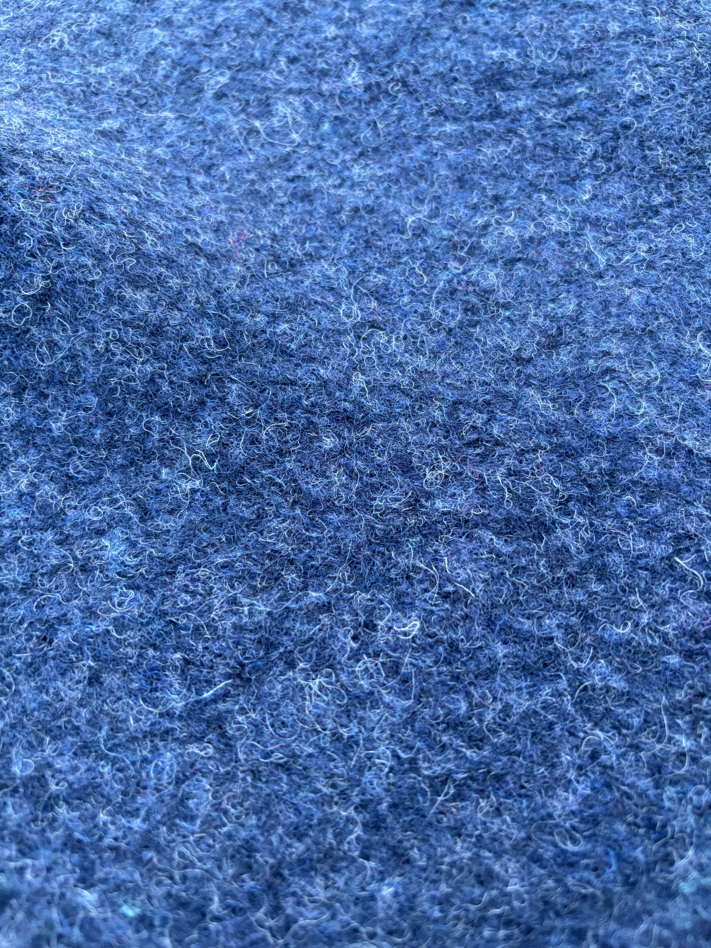 WILD WOOL 031 dark blue boiled wool