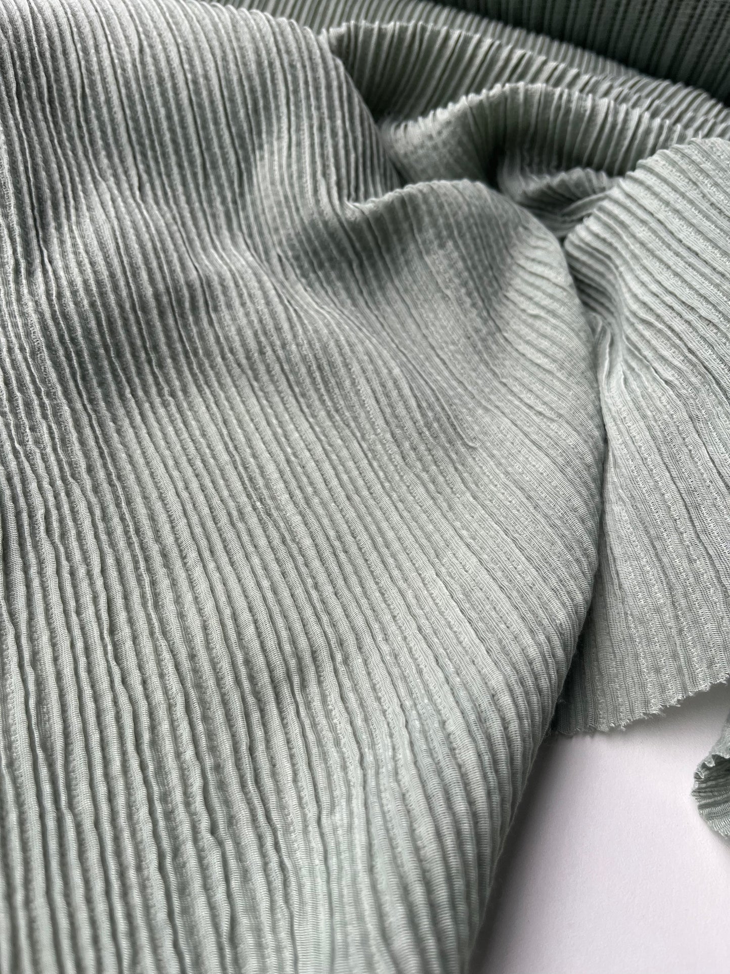 ATHENA 030 gauze pleated Issey greyed jade