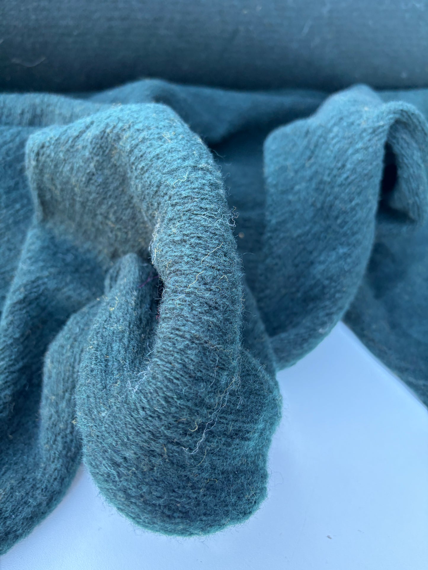 WILD WOOL 032 dark green boiled wool