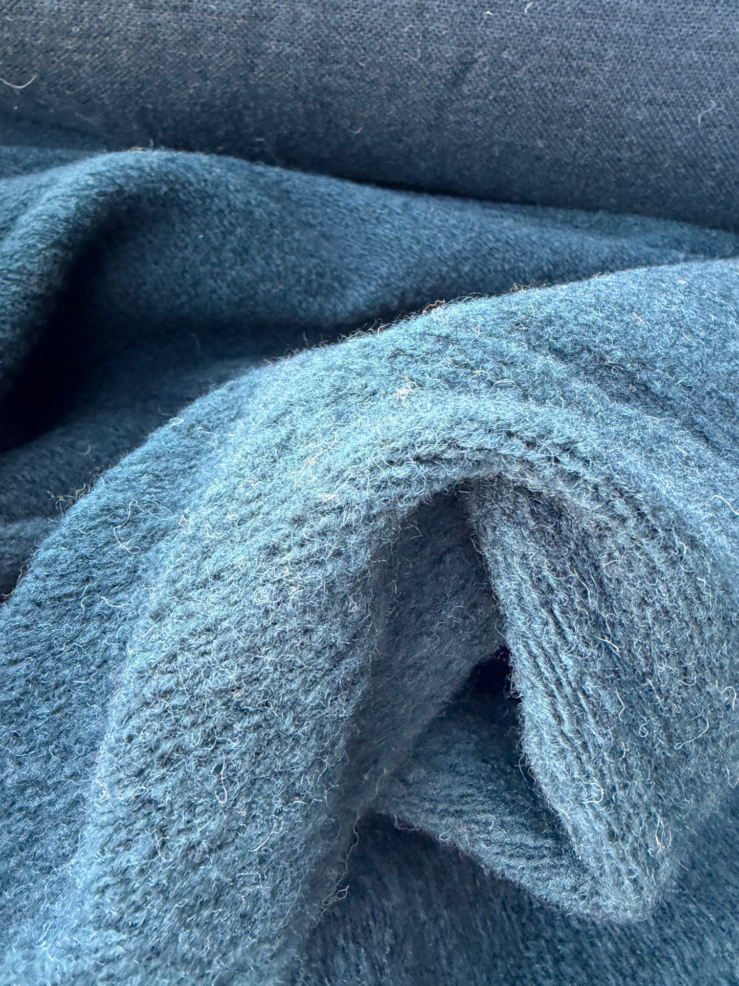 WILD WOOL 032 dark green boiled wool