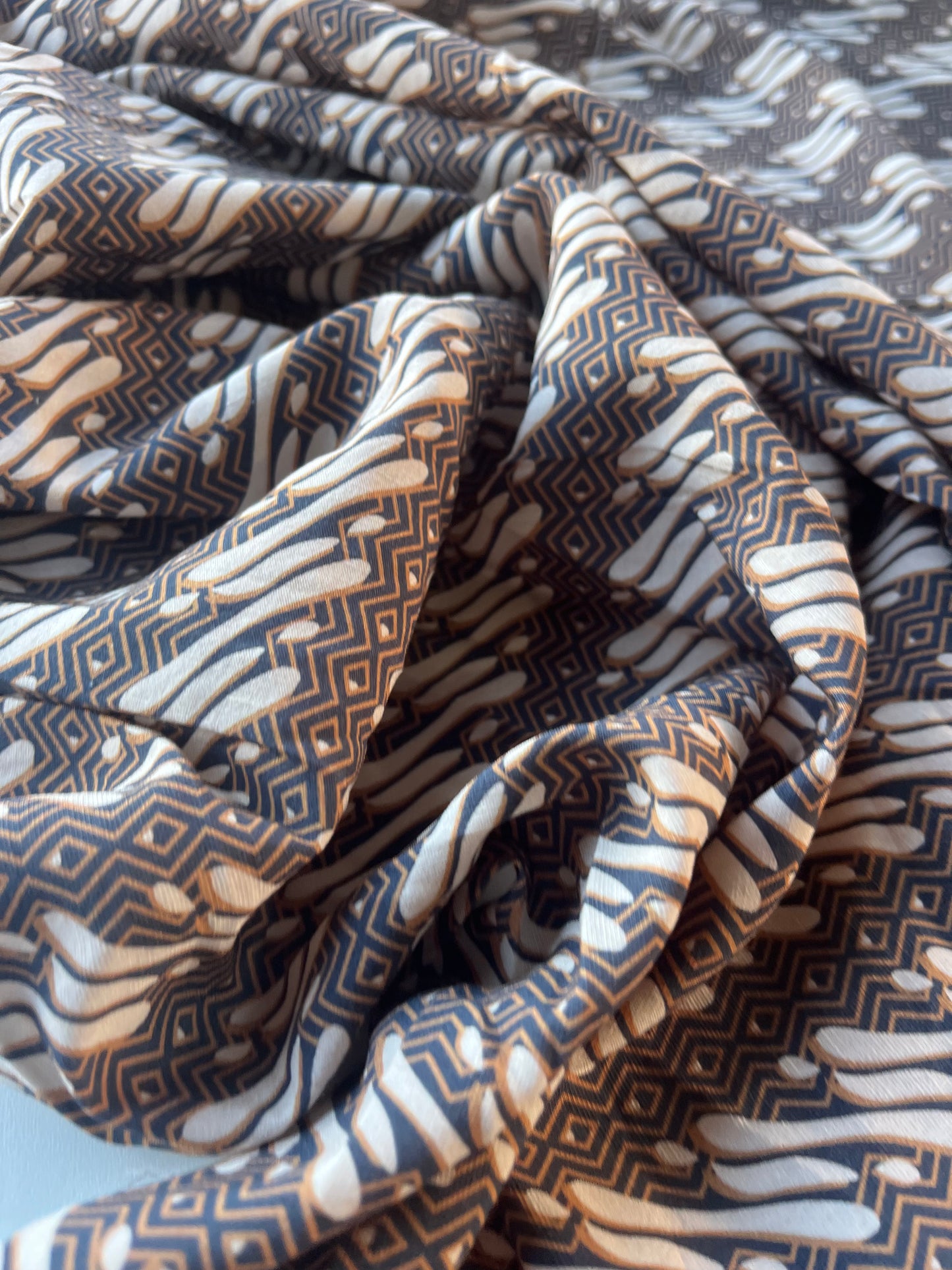 ATHENA 043 slub viscose linen africal geometrical print