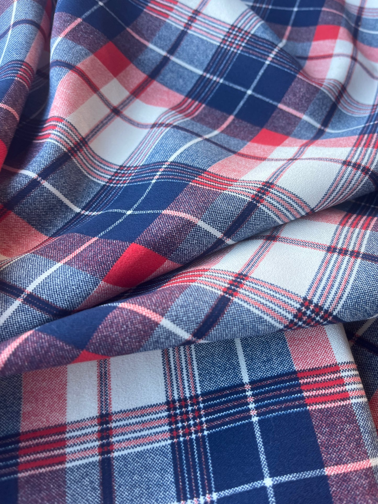 JOSEPHA 004 viscose crêpe navy/red checks