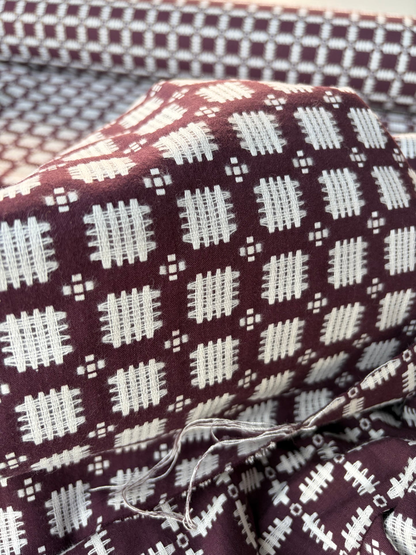 HARVEST SEASON 016 aubergine cotton jacquard
