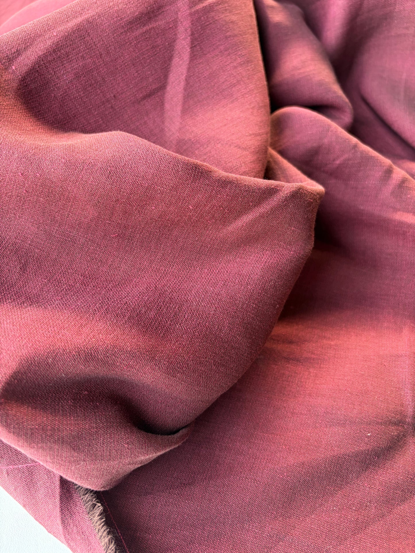 HARVEST SEASON 018 burgundy linen
