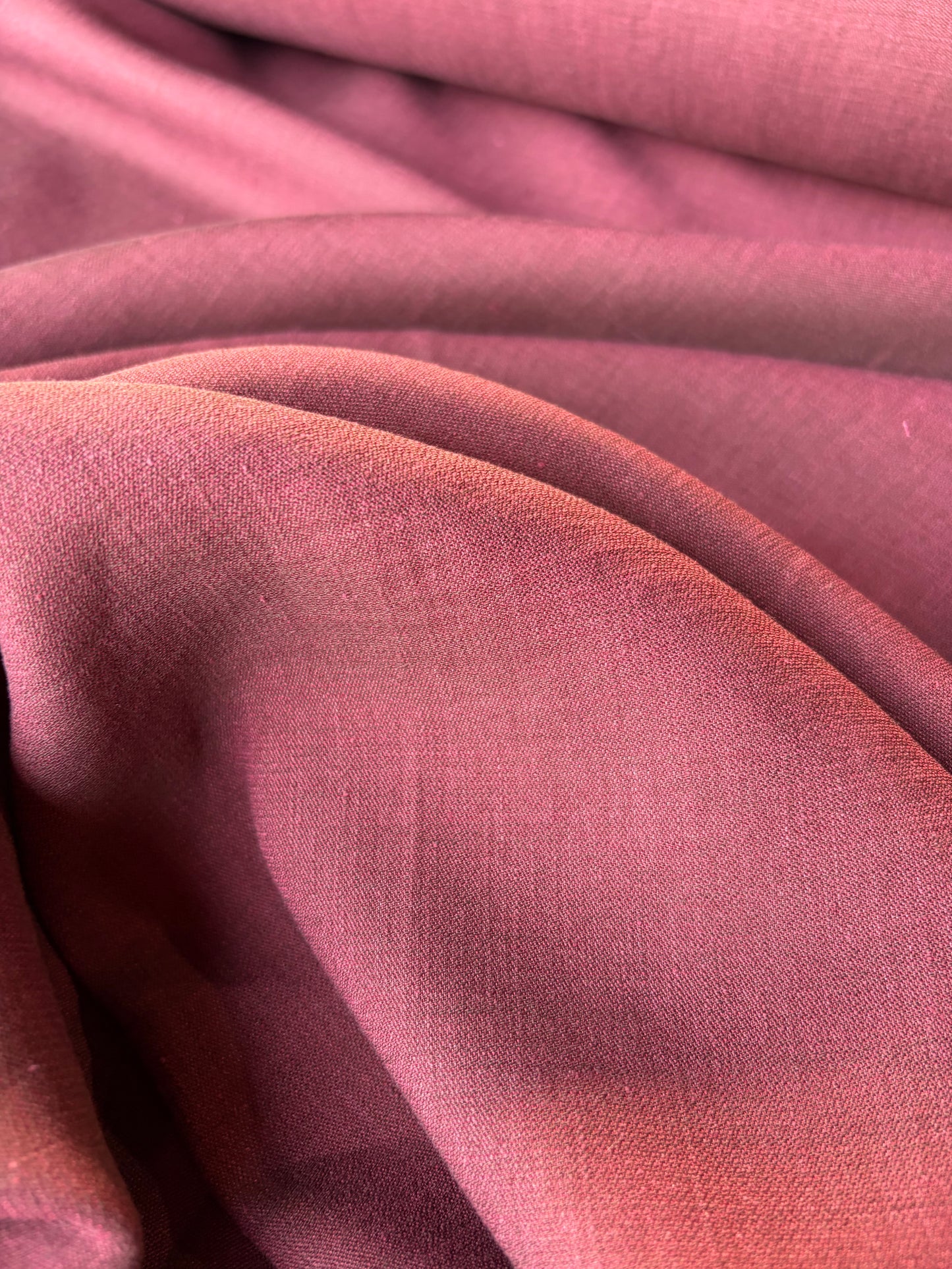 HARVEST SEASON 018 burgundy linen