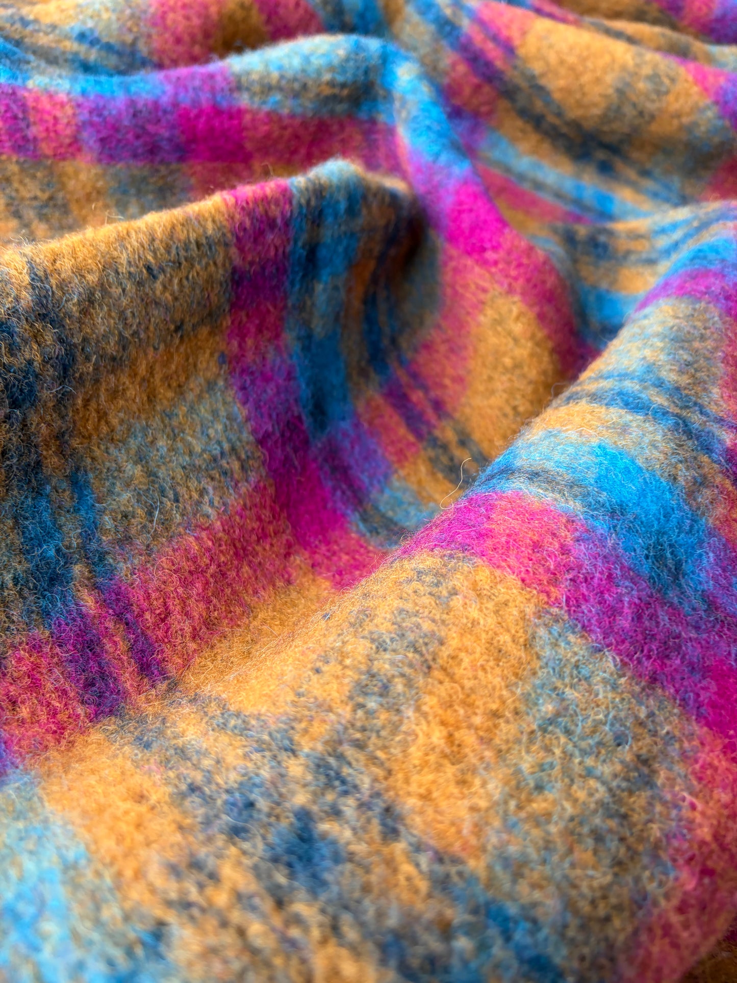 HARVEST SEASON 019 checkered  boiled wool