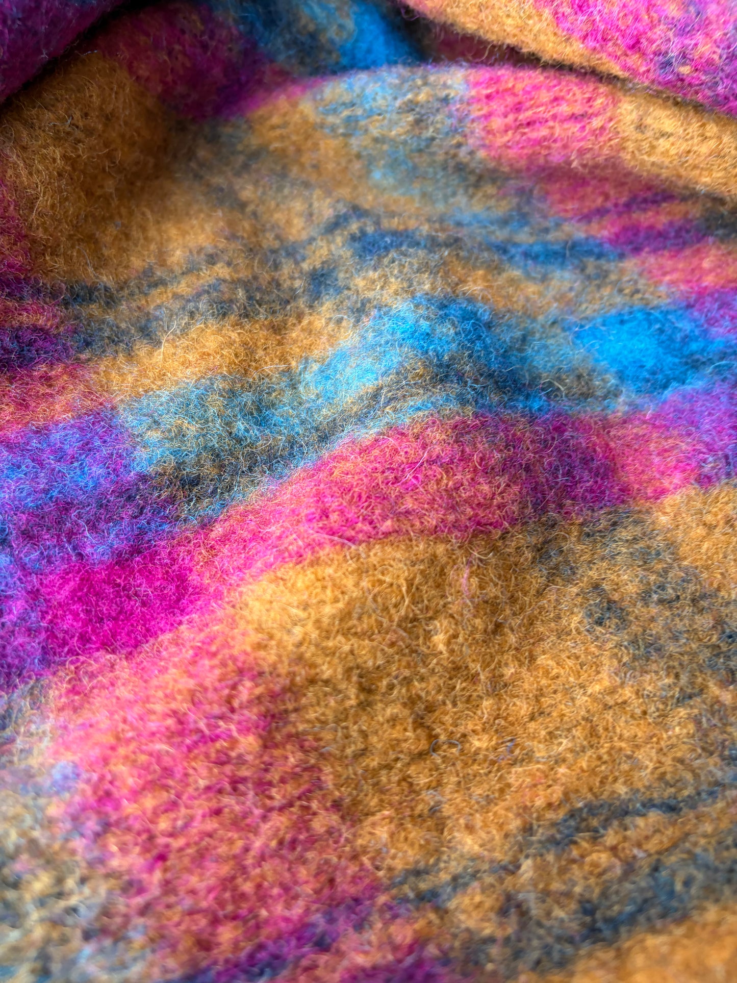 HARVEST SEASON 019 checkered  boiled wool