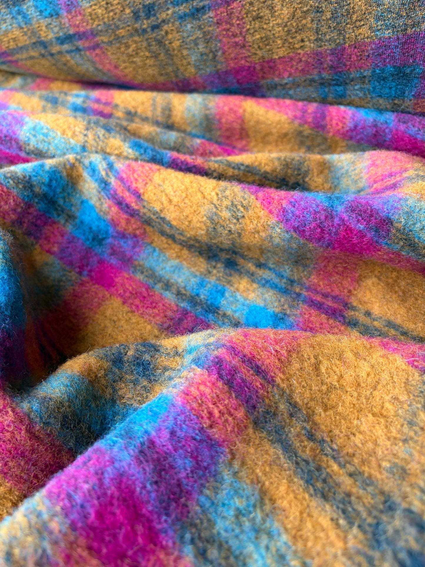 HARVEST SEASON 019 checkered  boiled wool