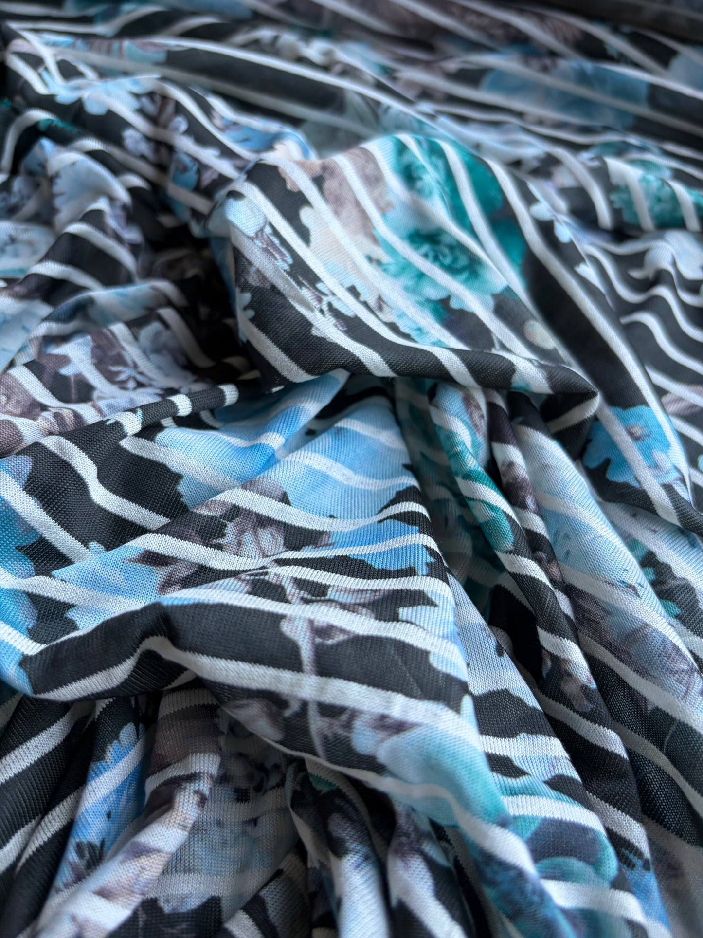 TINO 011 light jersey viscose flowers and stripes