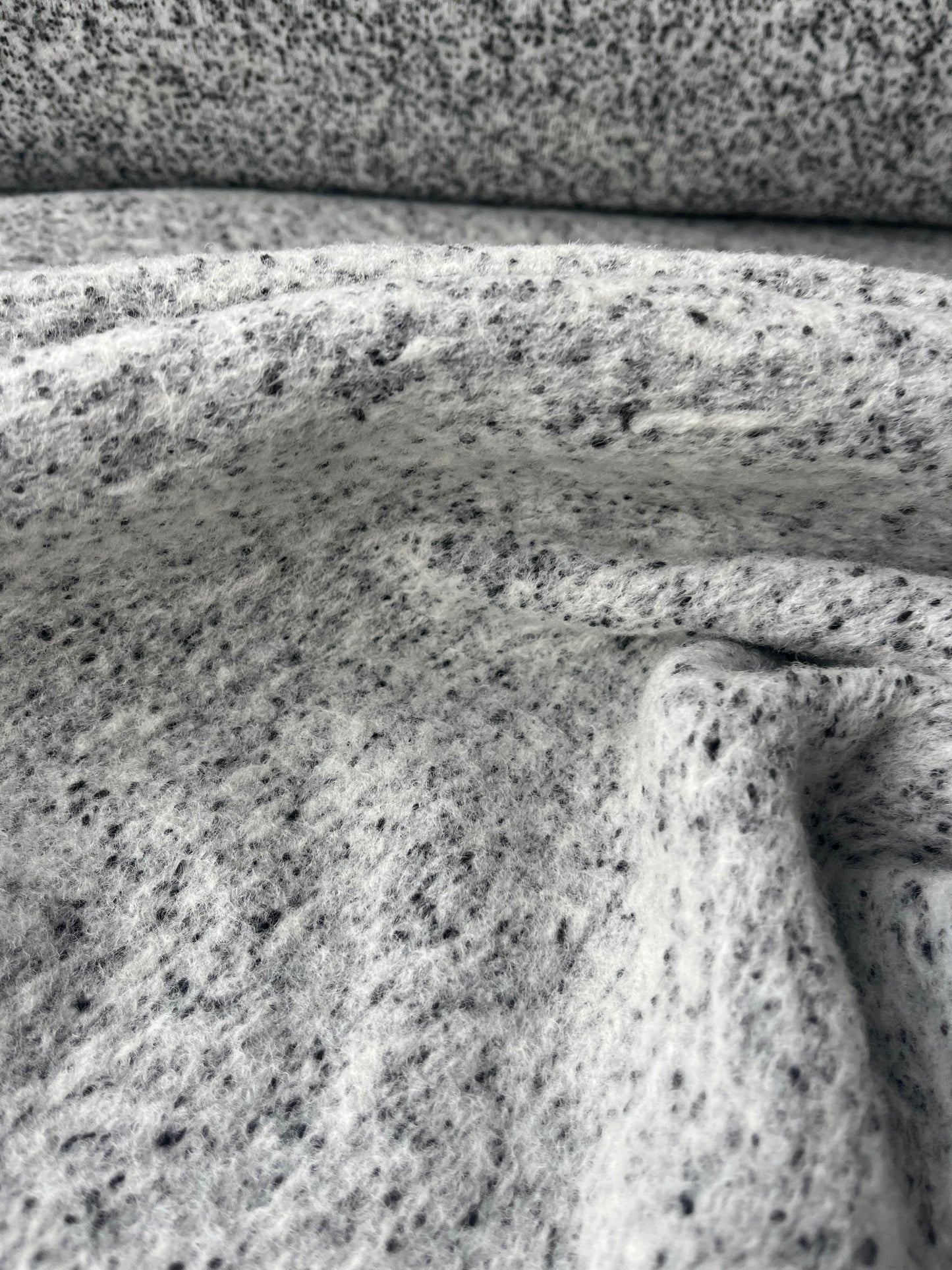 tweed bouclette grey