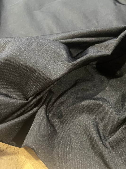 Heavy parachute fabric black Valérie 014