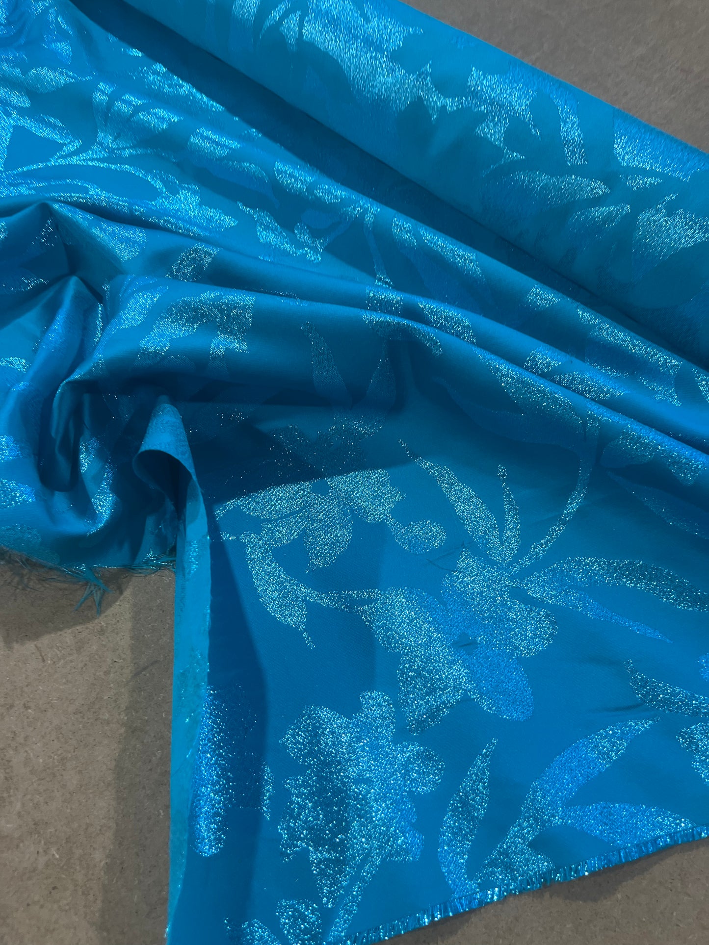 Shiny jacquard turquoise Valérie 017
