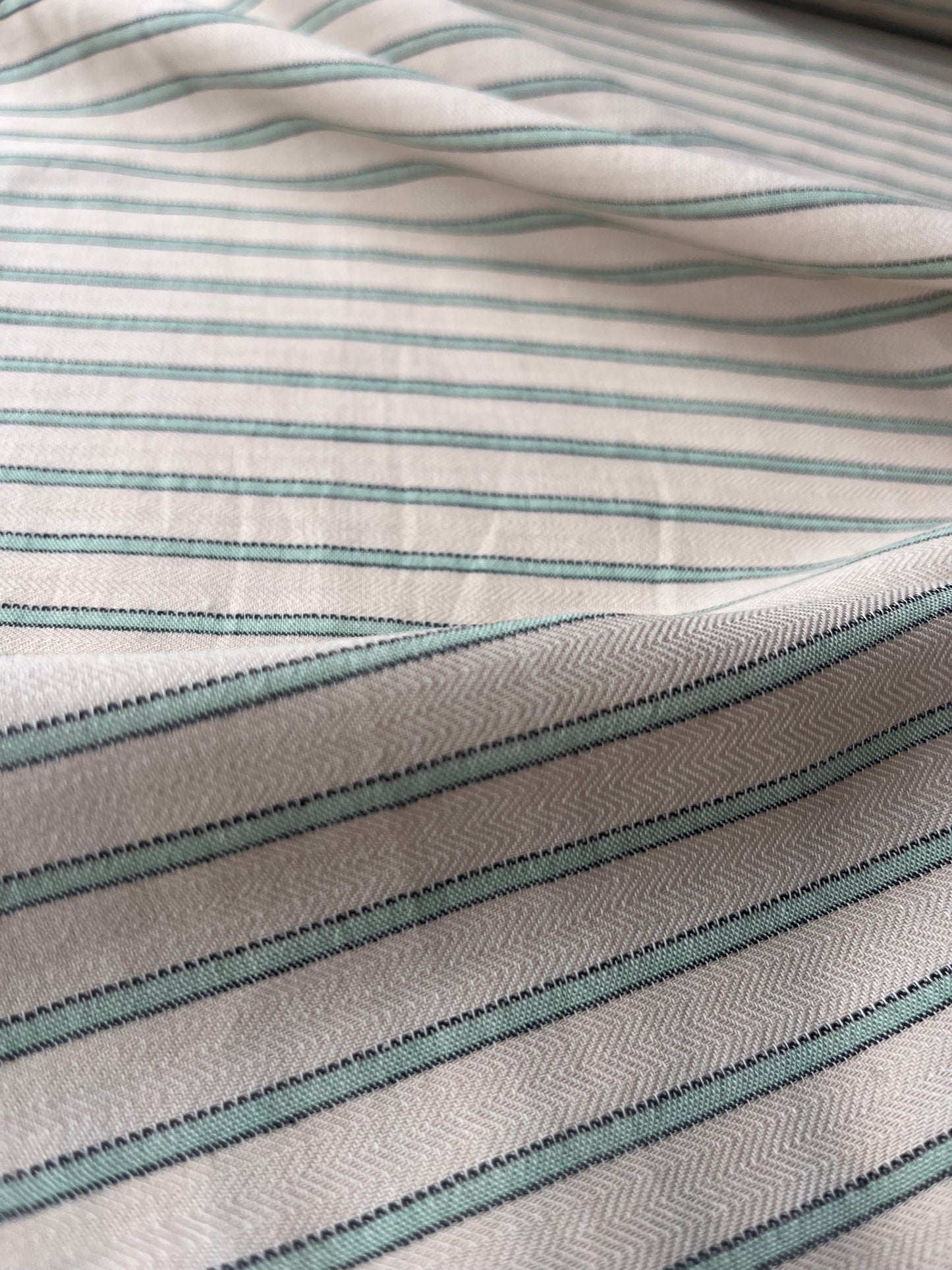 JUNO 011 Gauze stripes ecru/green