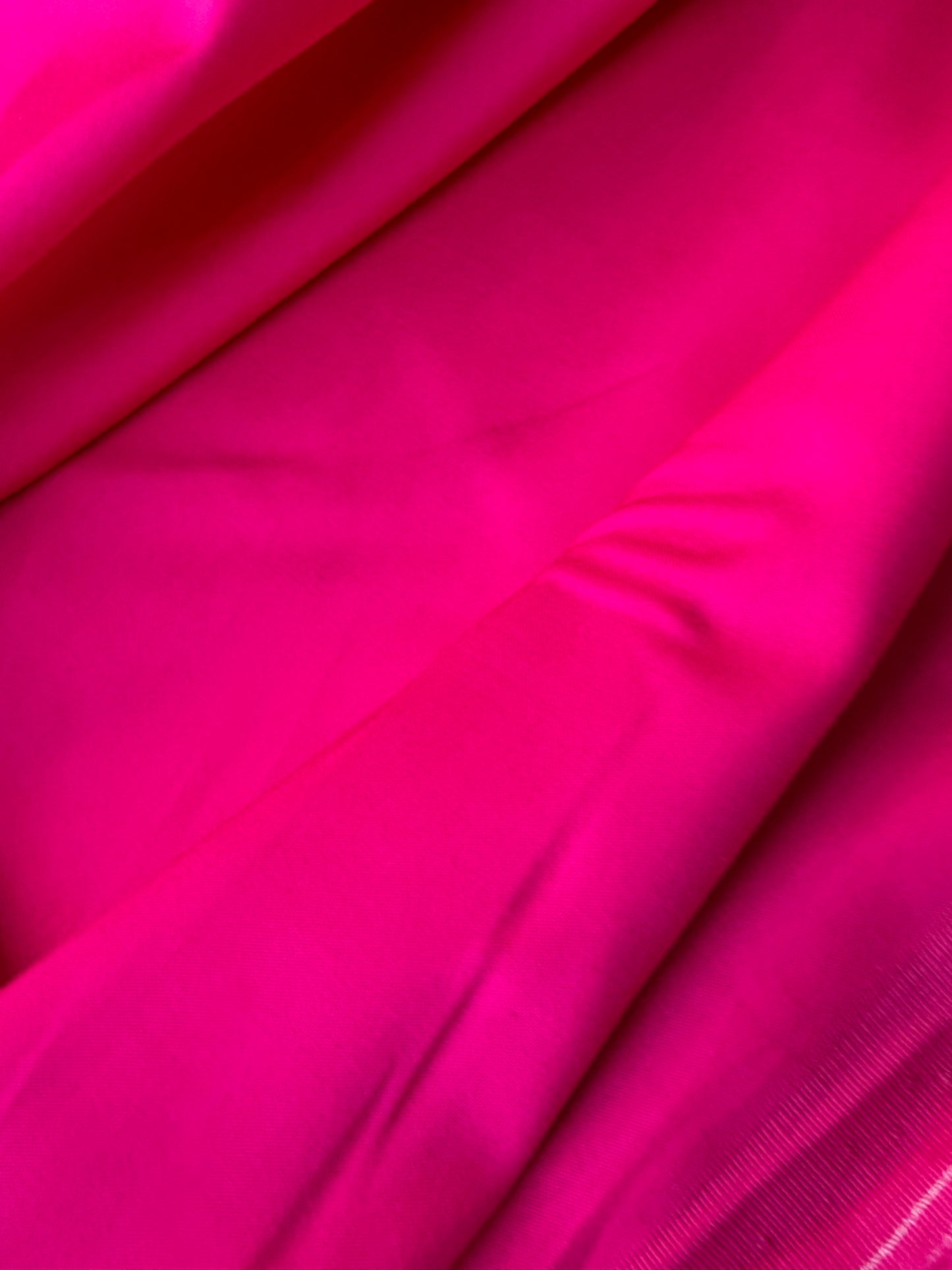 HARVEST SEASON 028 fuchsia cotton satin stretch