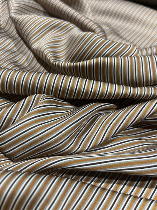 D01 Simonetta 140 stripe on satin