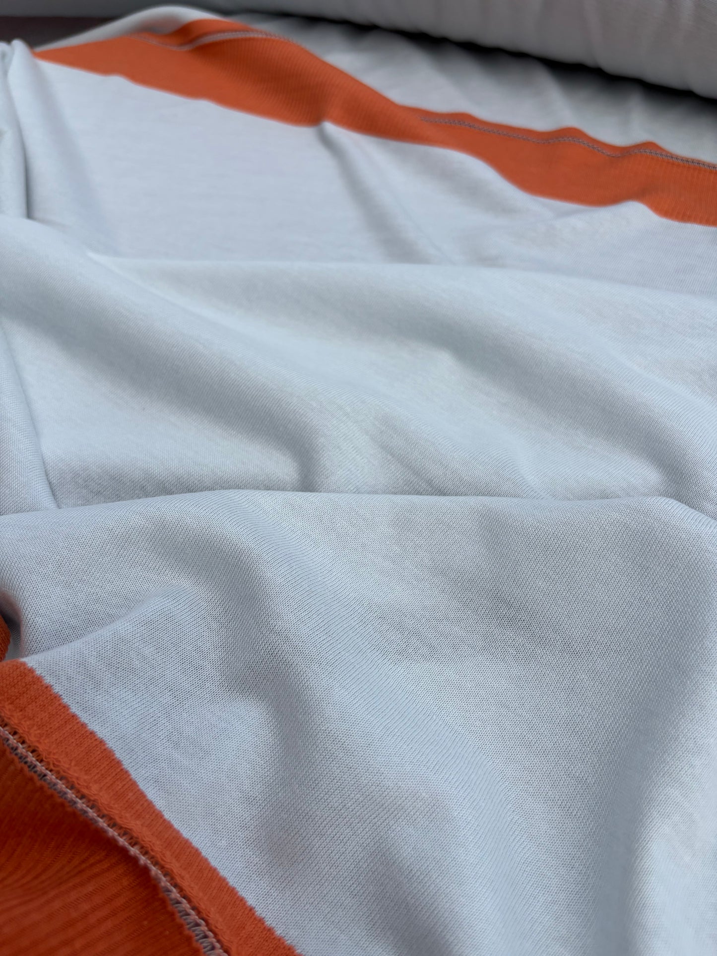 B.ROSE 003 cotton jersey repeat with bord coat