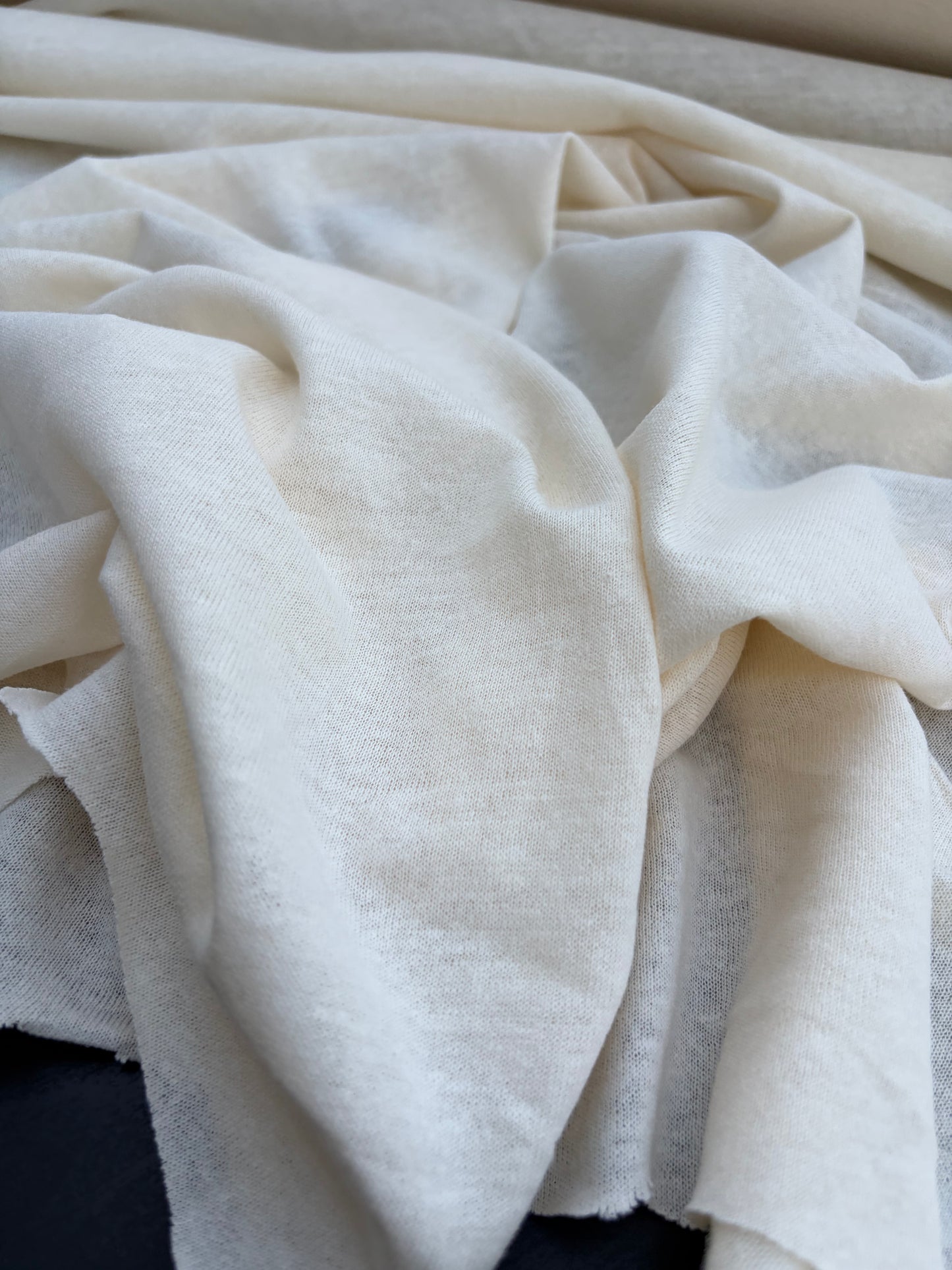 B.ROSE 007 linen jersey ecru