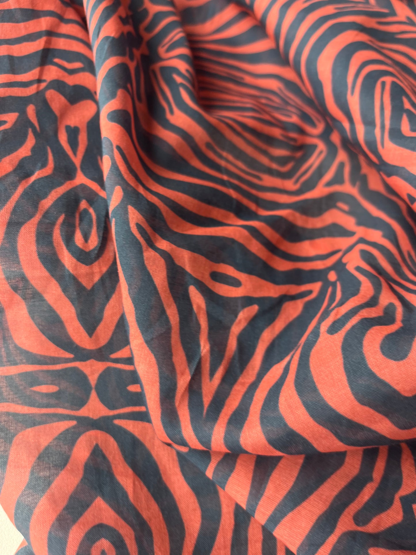 JUNO 024 cotton voile zebra blue/salmon