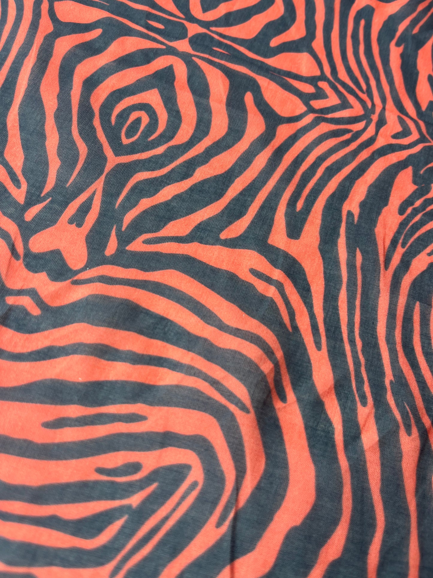 JUNO 024 cotton voile zebra blue/salmon