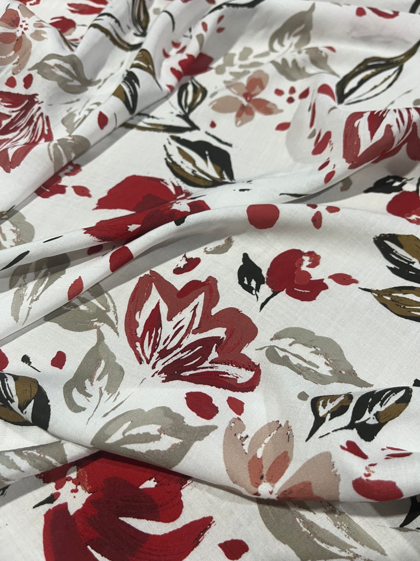 B01 viscose flowers