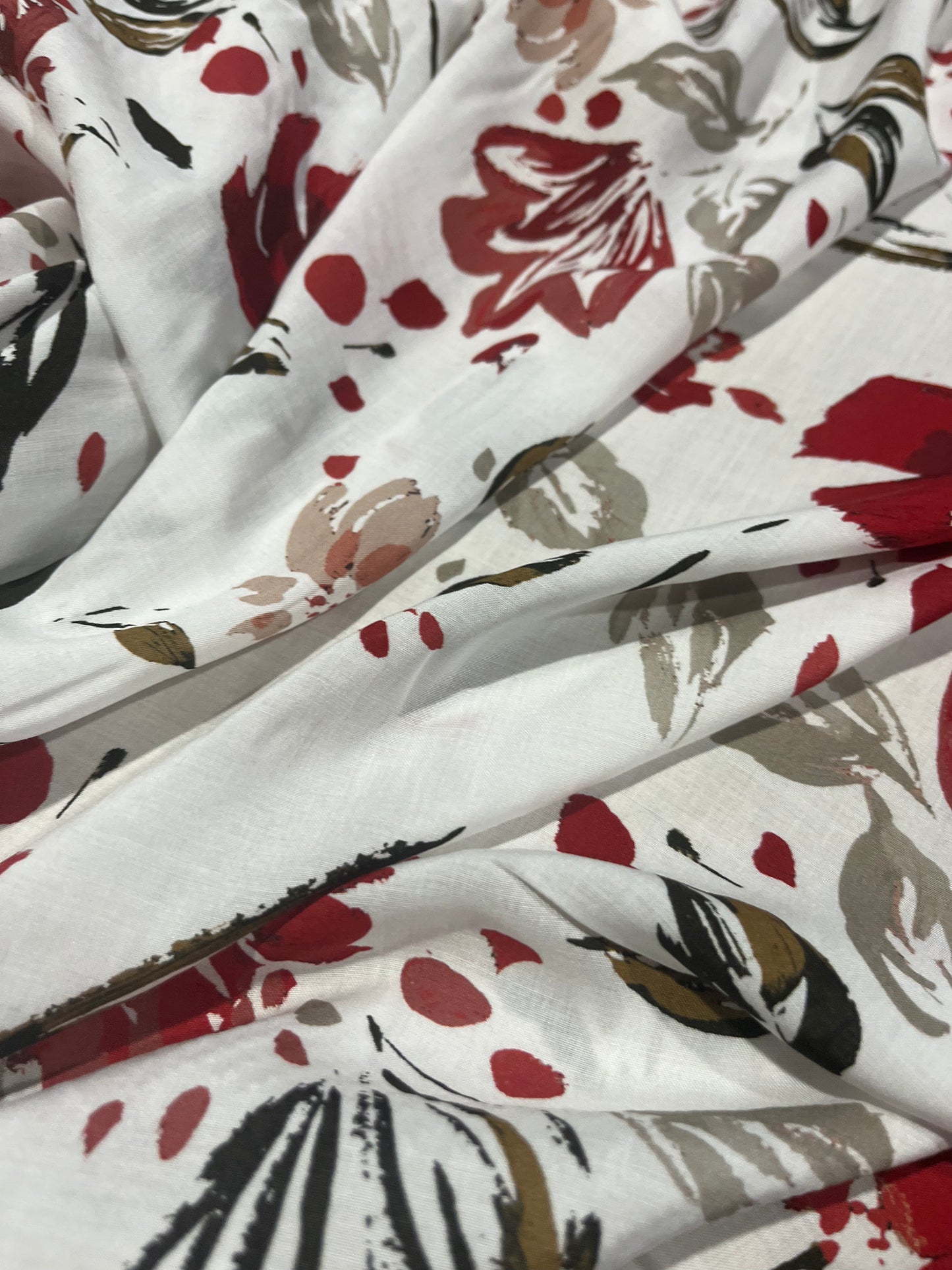 B01 viscose flowers