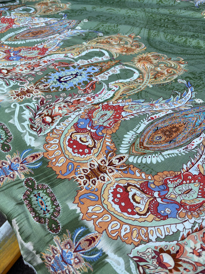 AXEL 003 khaky double border cashemere print viscose crêpe