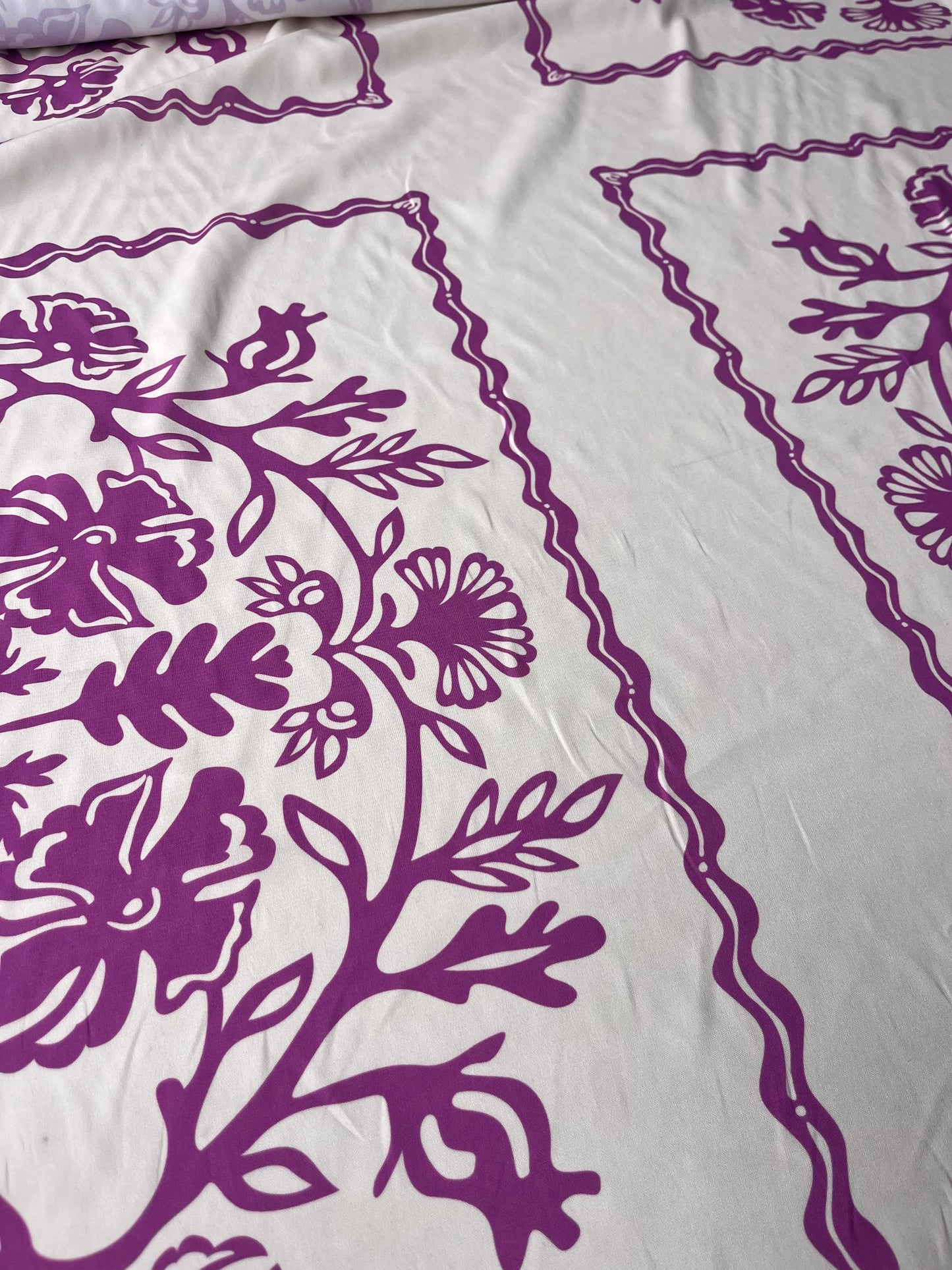 JUNO 028 silky stin floral tiles