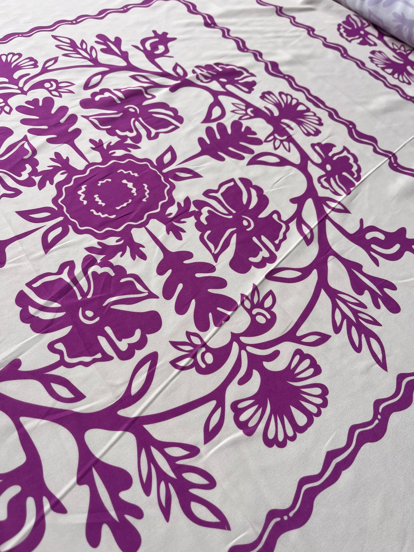 JUNO 028 silky stin floral tiles
