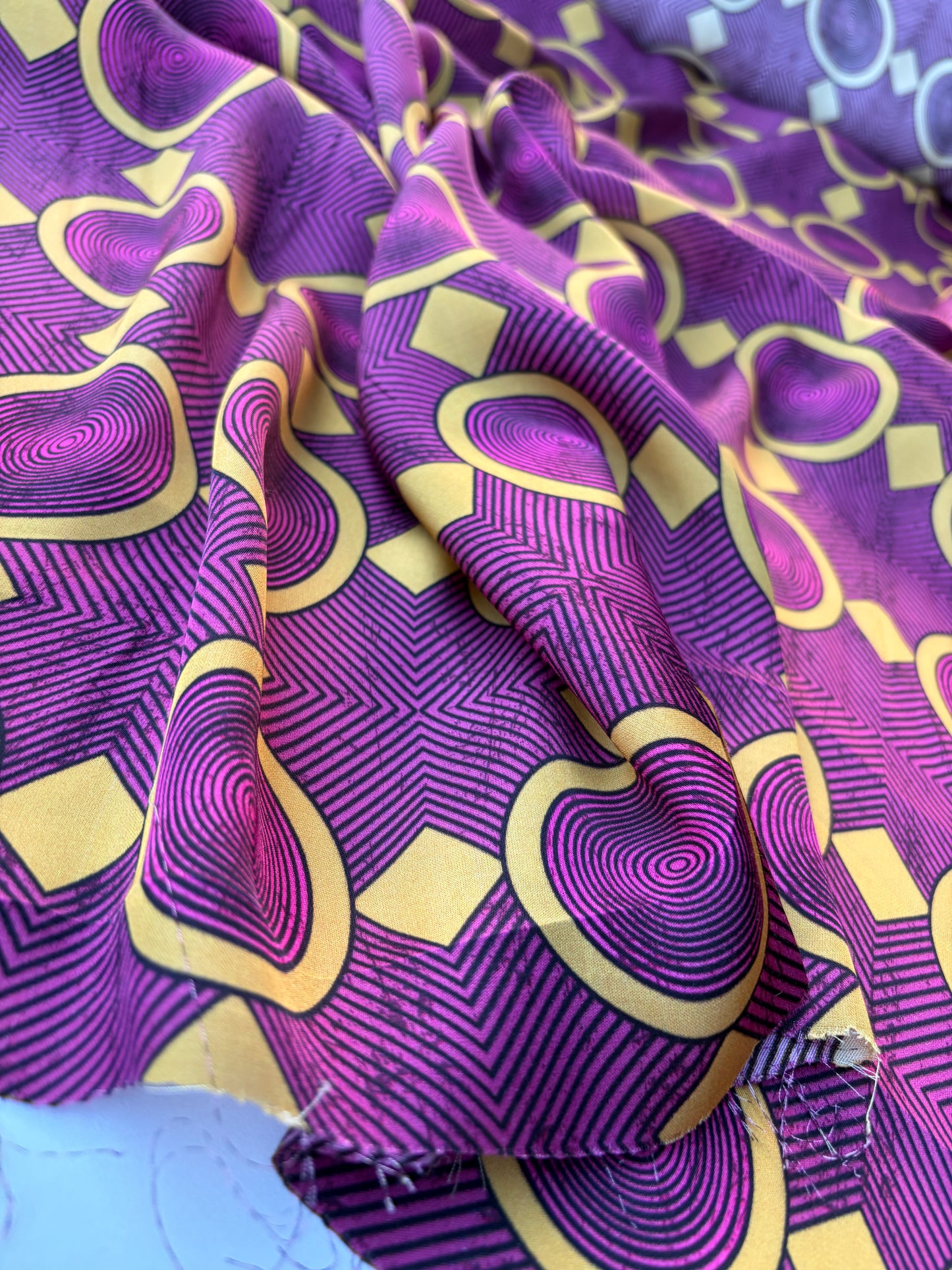AXEL 008 aubergine/yellow ethnical viscose satin