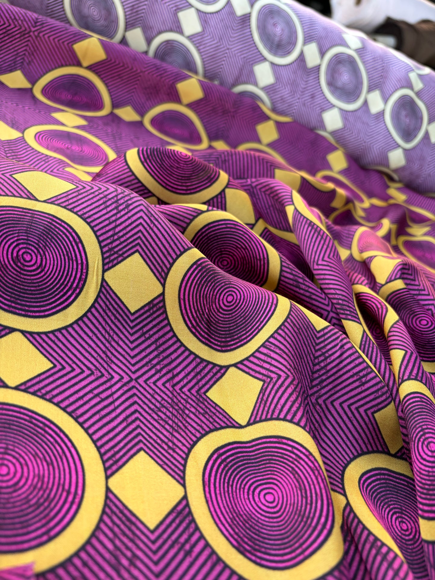 AXEL 008 aubergine/yellow ethnical viscose satin