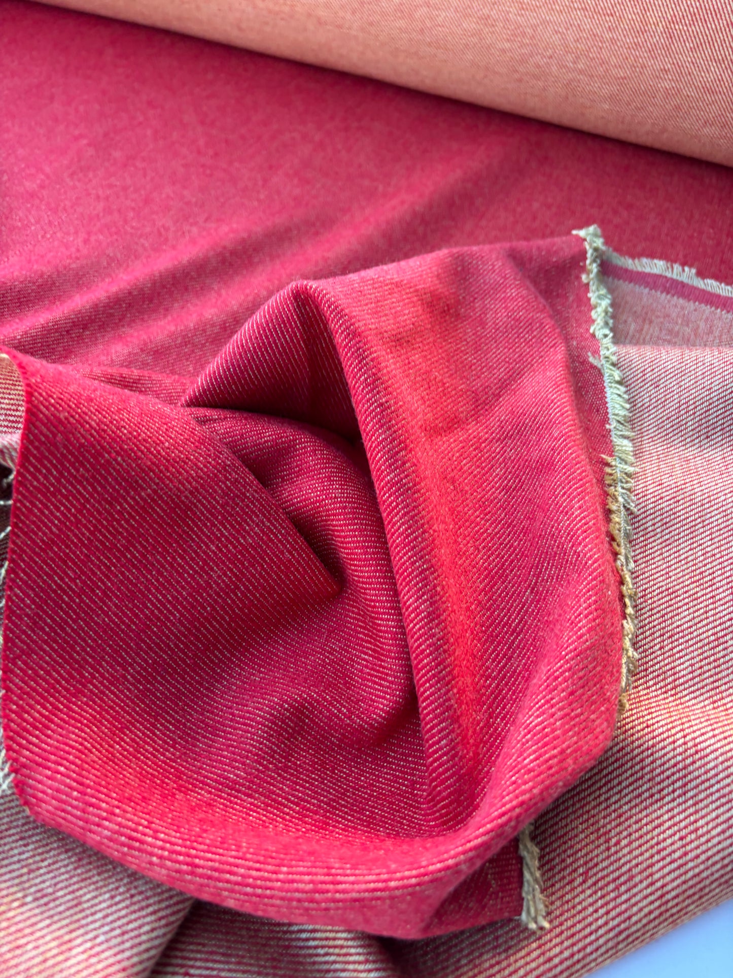 AXEL 010 red wool jeans