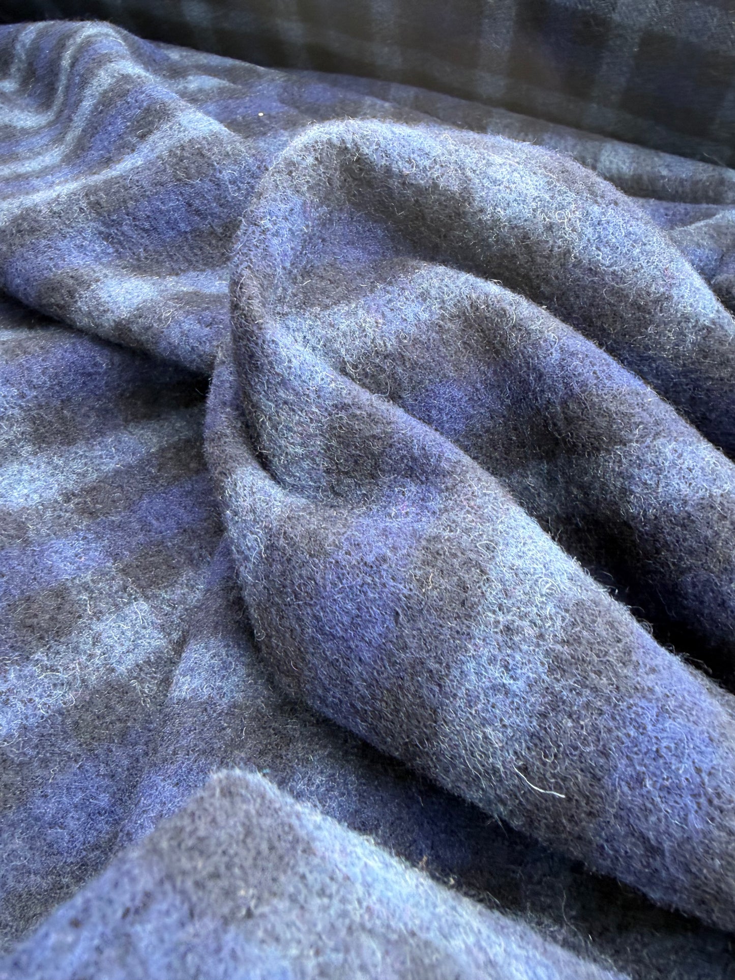 B.ROSE 023 heavy wool check navy