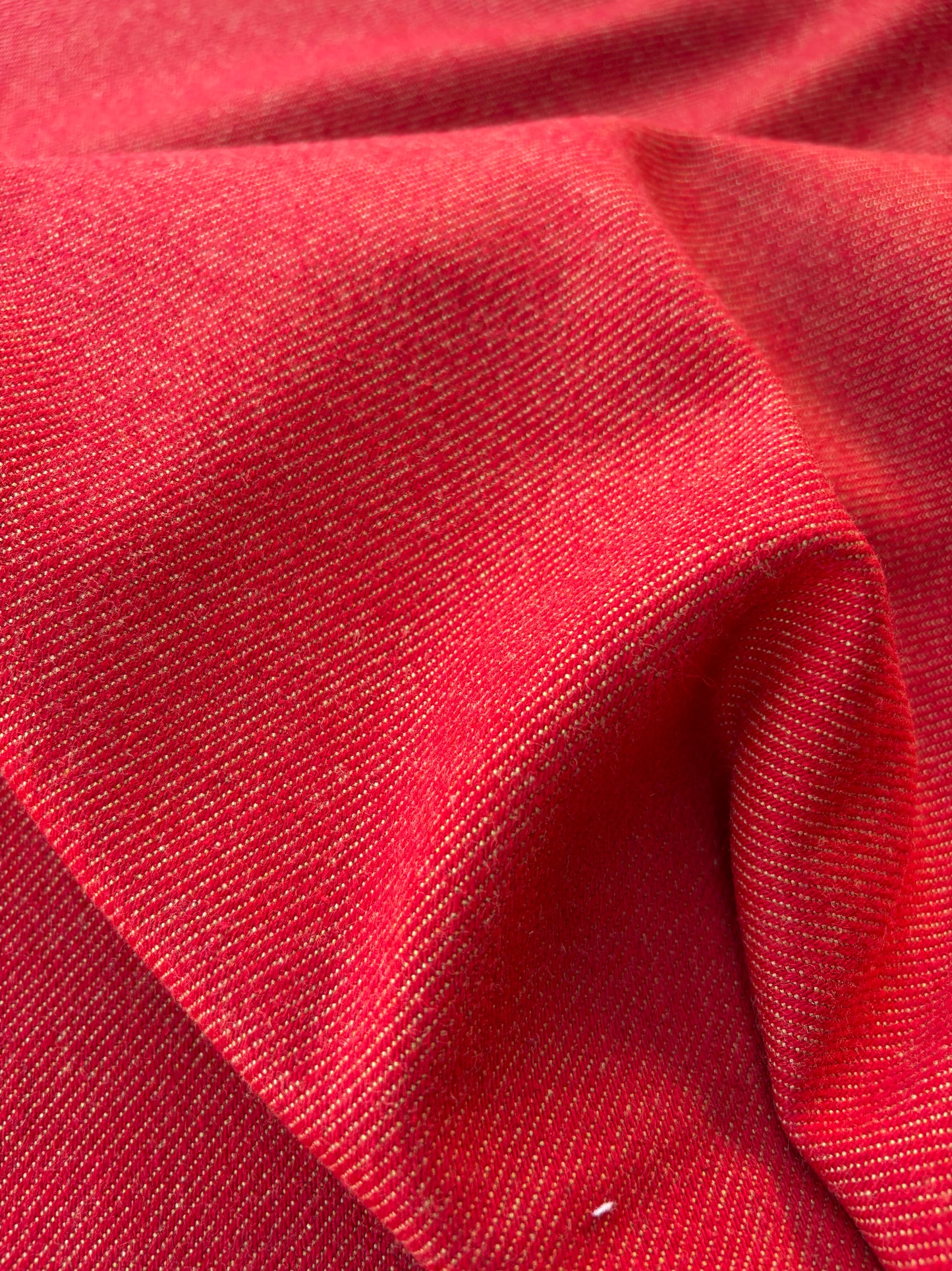 AXEL 010 red wool jeans