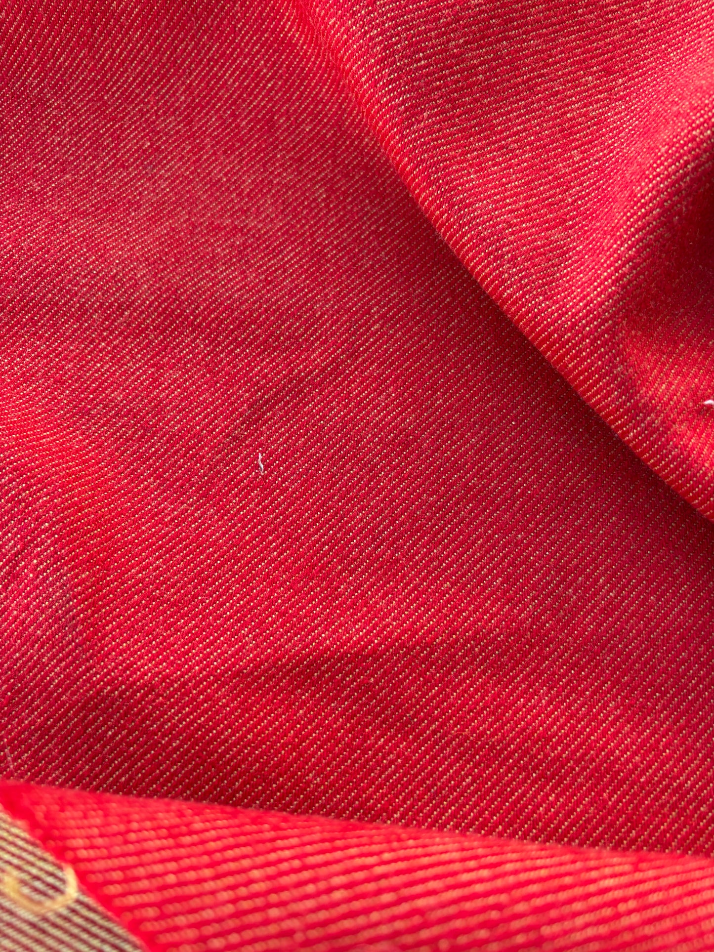 AXEL 010 red wool jeans