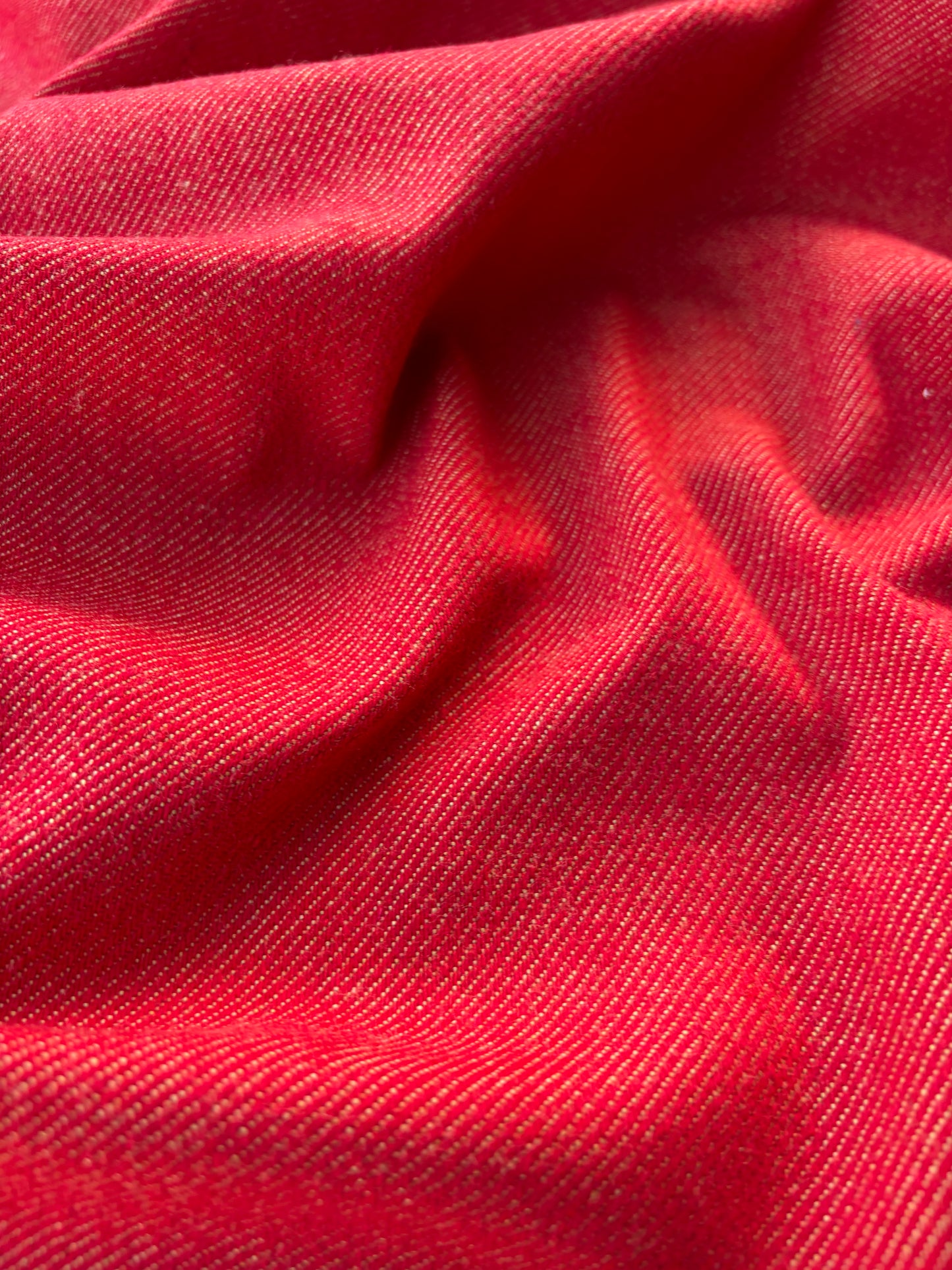 AXEL 010 red wool jeans