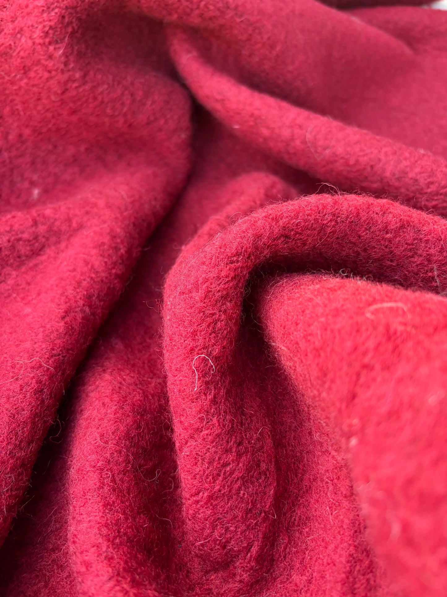AXEL 011 red boiled wool