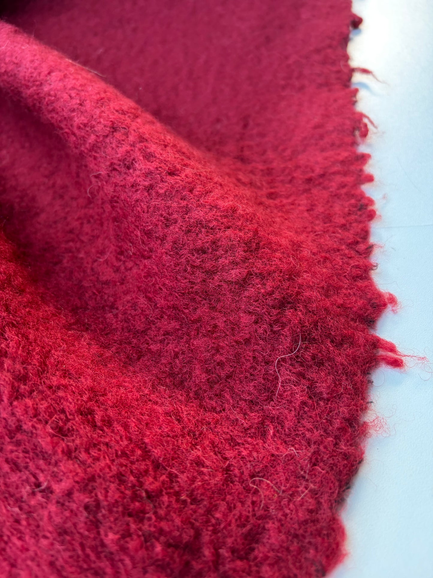 AXEL 011 red boiled wool