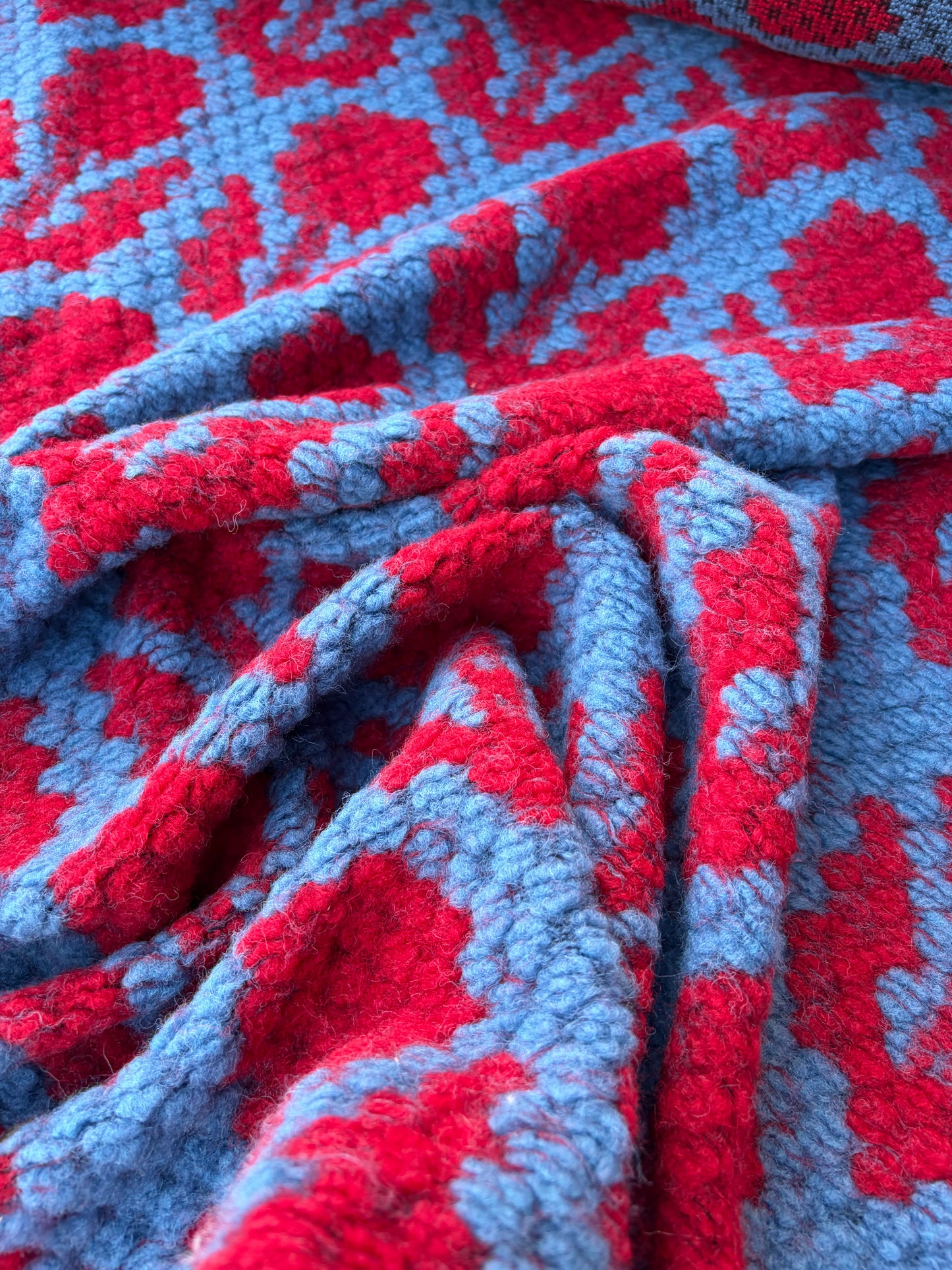 AXEL 013 red/indigo floral boiled wool