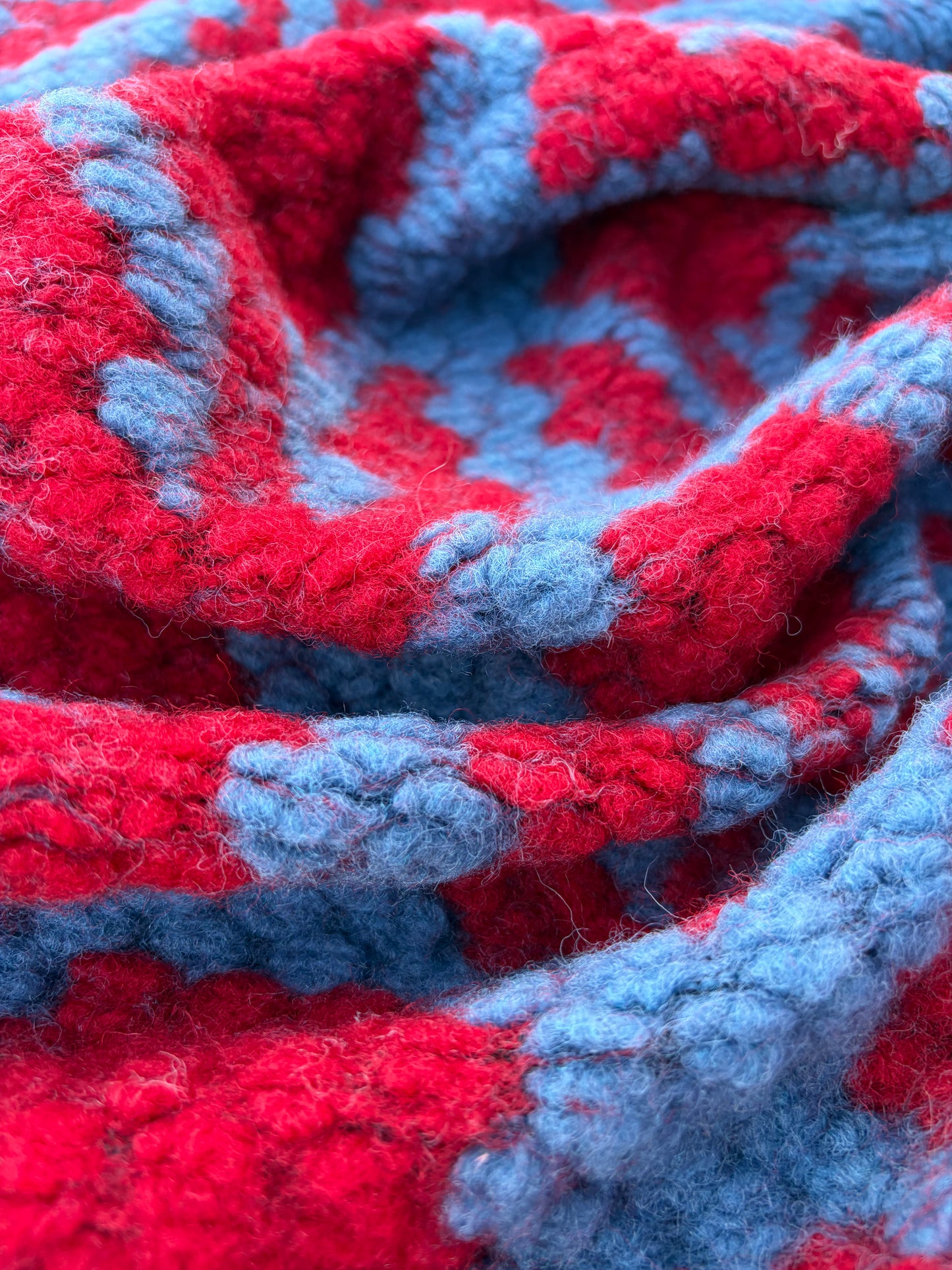 AXEL 013 red/indigo floral boiled wool