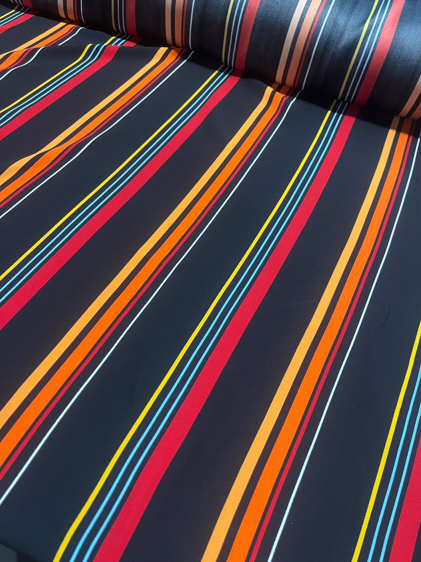 D01 Funky stripe