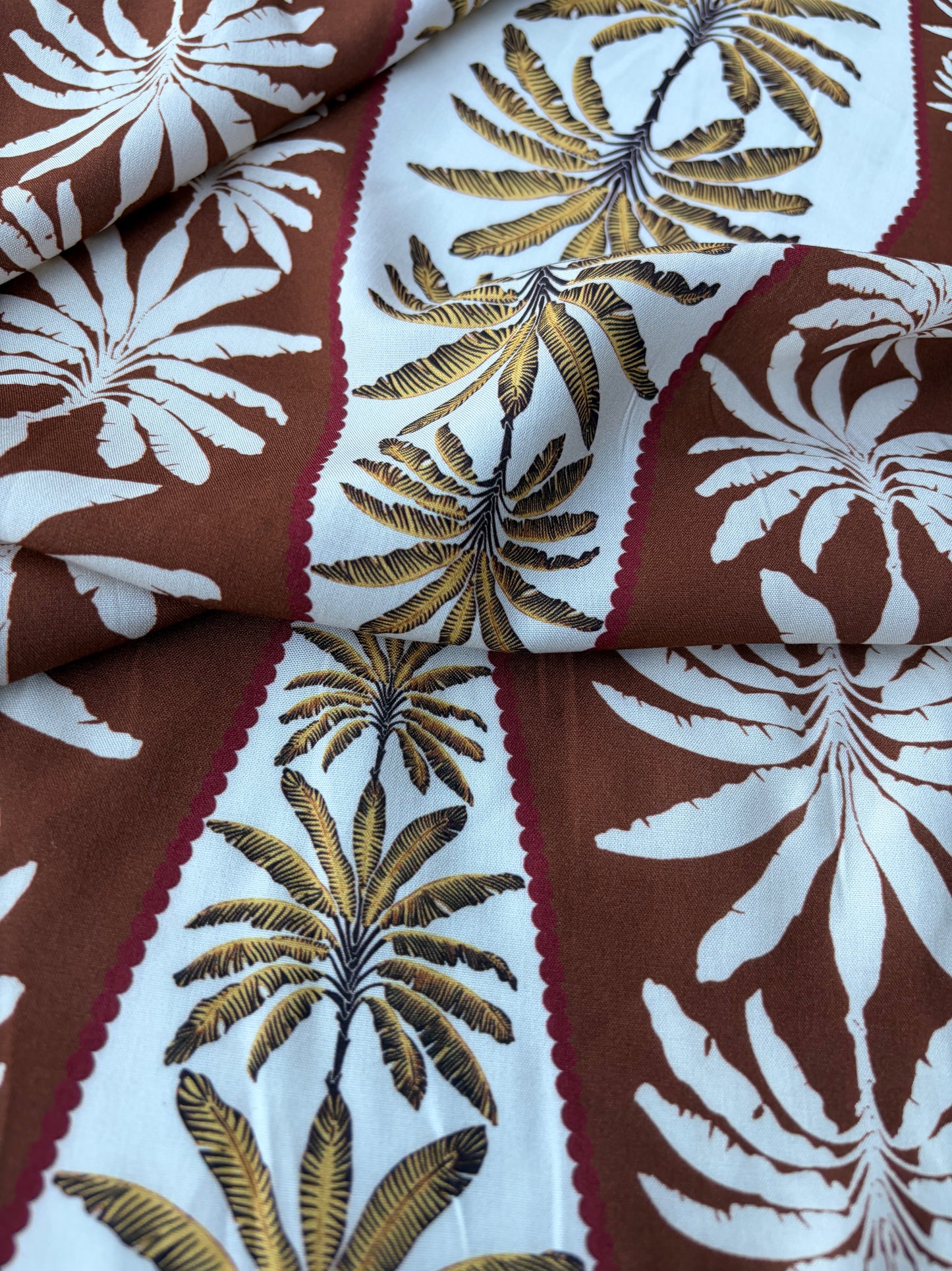 AXEL 020 brown palmtree patchwork viscose print