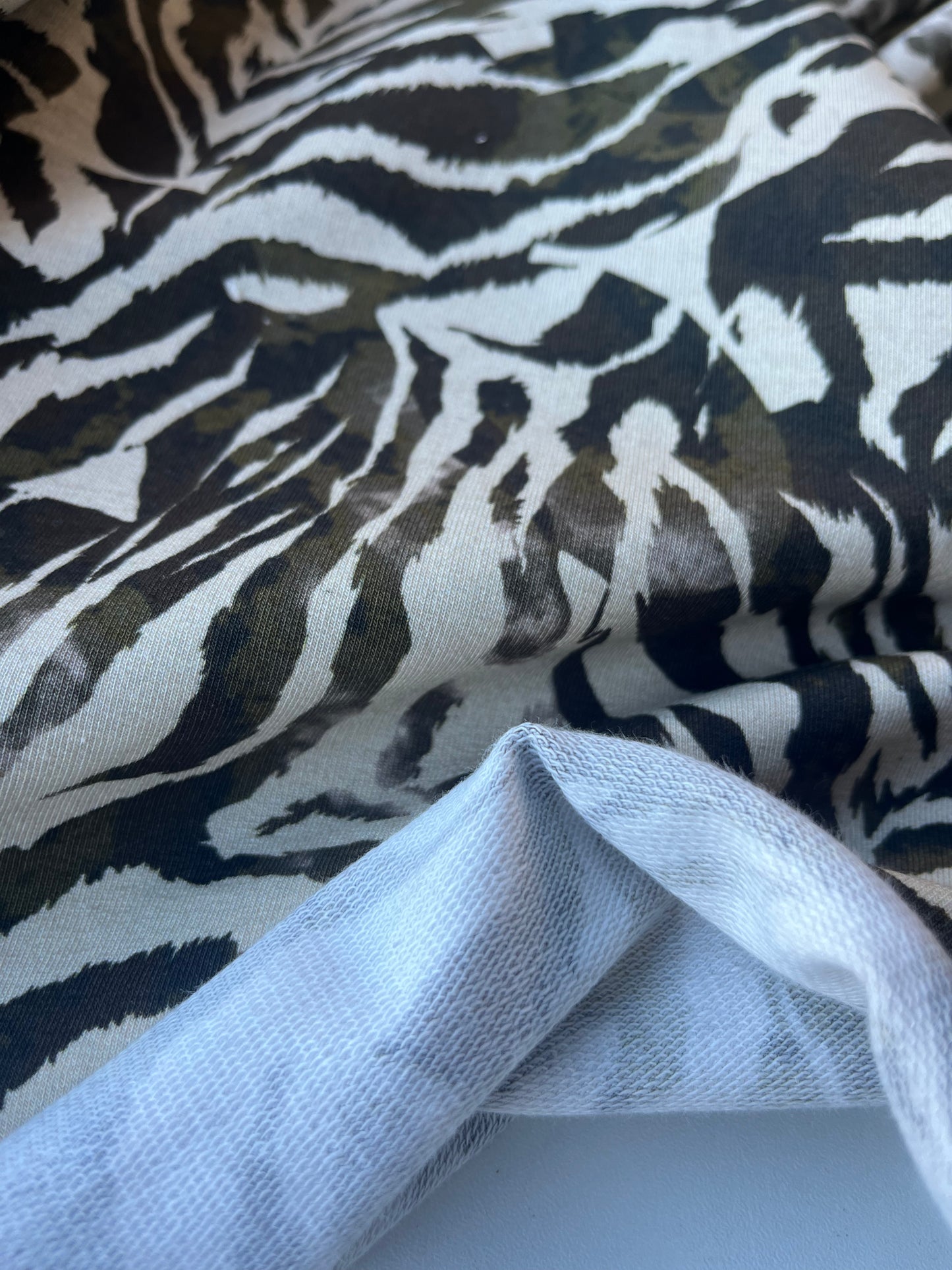 JUNO 044 Felpa/jogging full zebra print