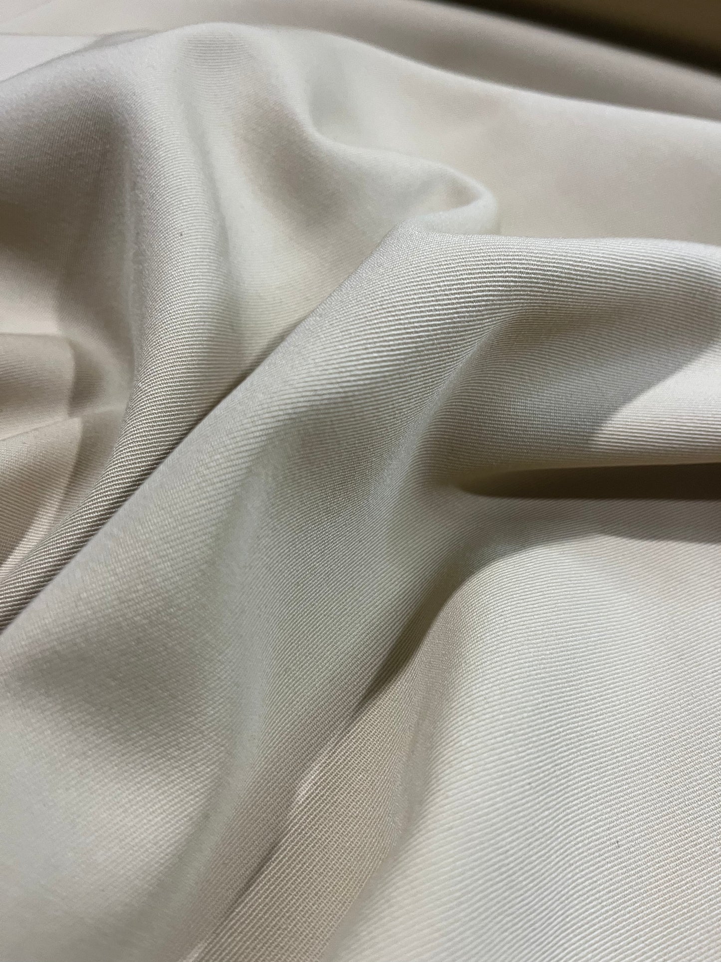 G00 wool heavy gabardine beige