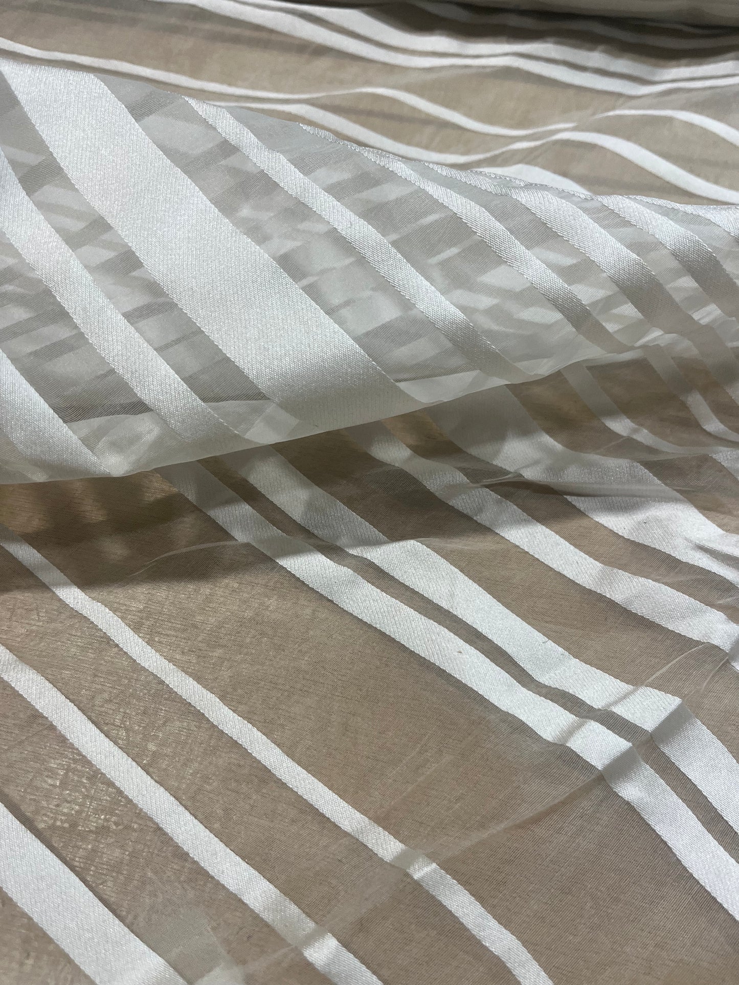 G01 Silk jacquard stripes