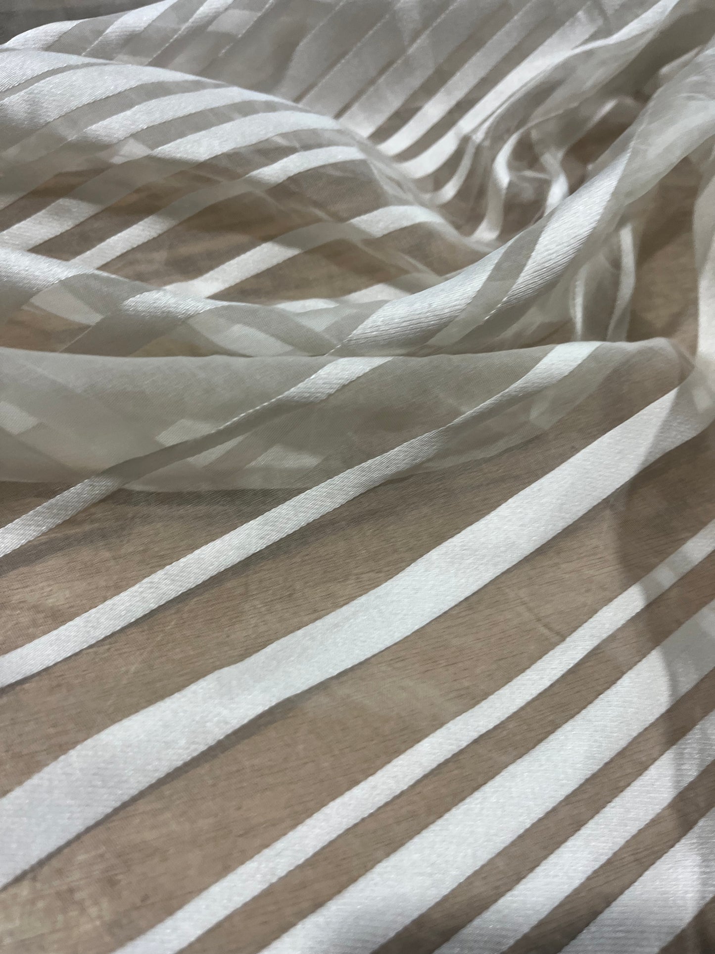 G01 Silk jacquard stripes