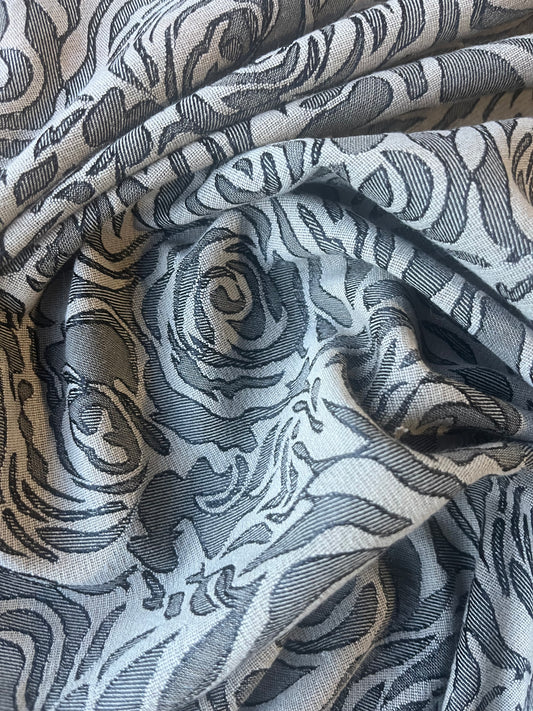 TINA 001 cotton stretch jacquard sand/brown roses