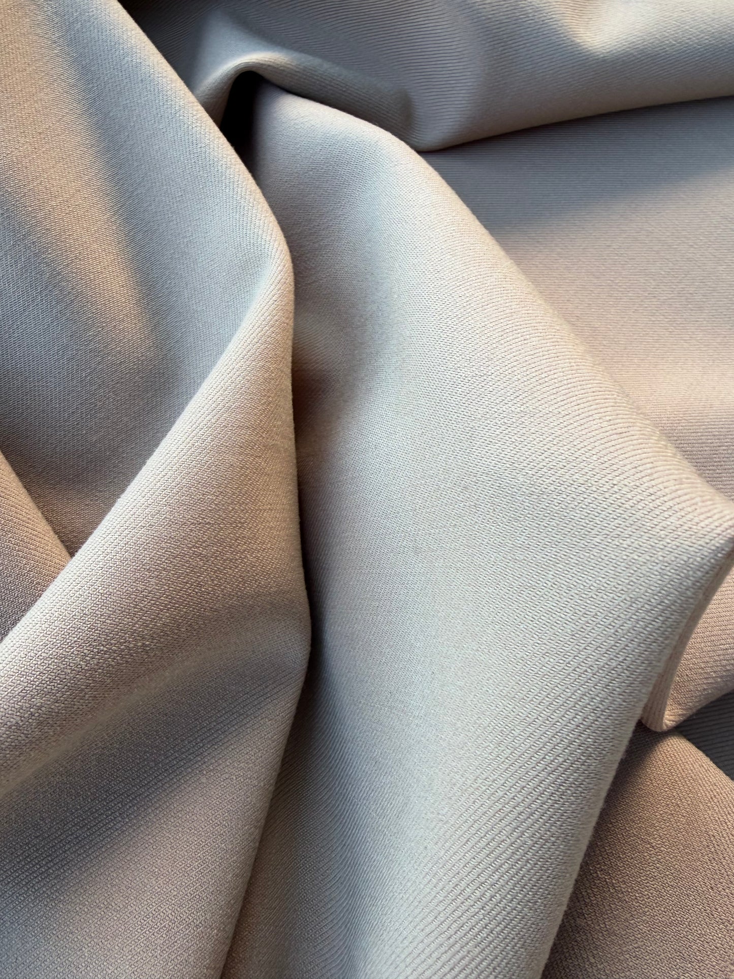 LORO 003 sand twill wool bi-stretch